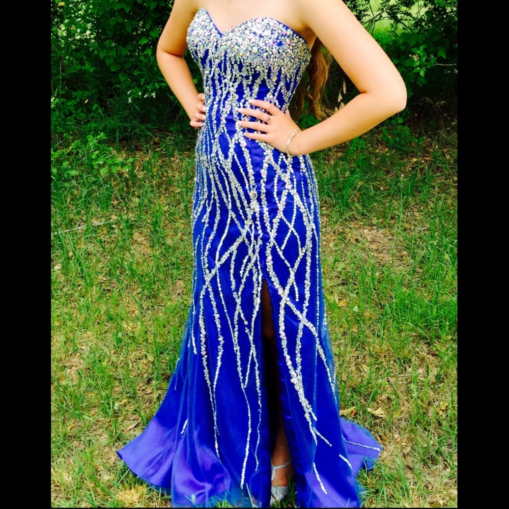 Prom dress